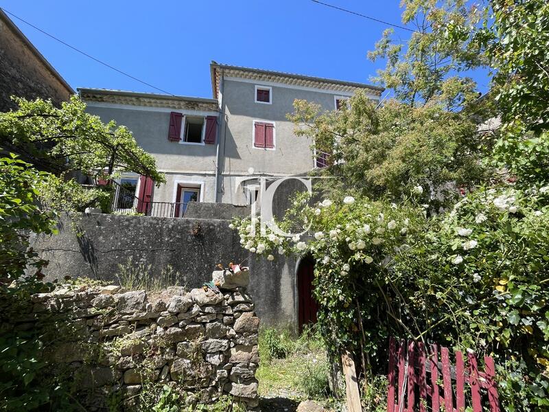 Maison de village - 119 m² - 5 pièces