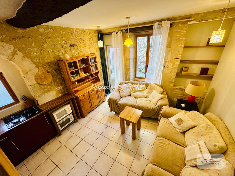 Maison - 304 m² - 11 pièces