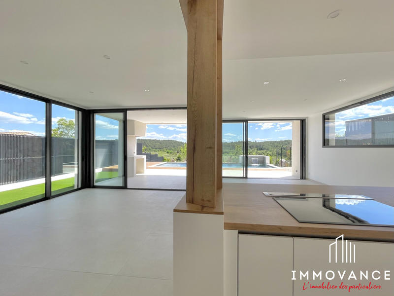 Maison contemporaine - 174 m² - 7 pièces