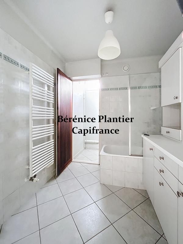 Appartement - 80 m² - 3 pièces