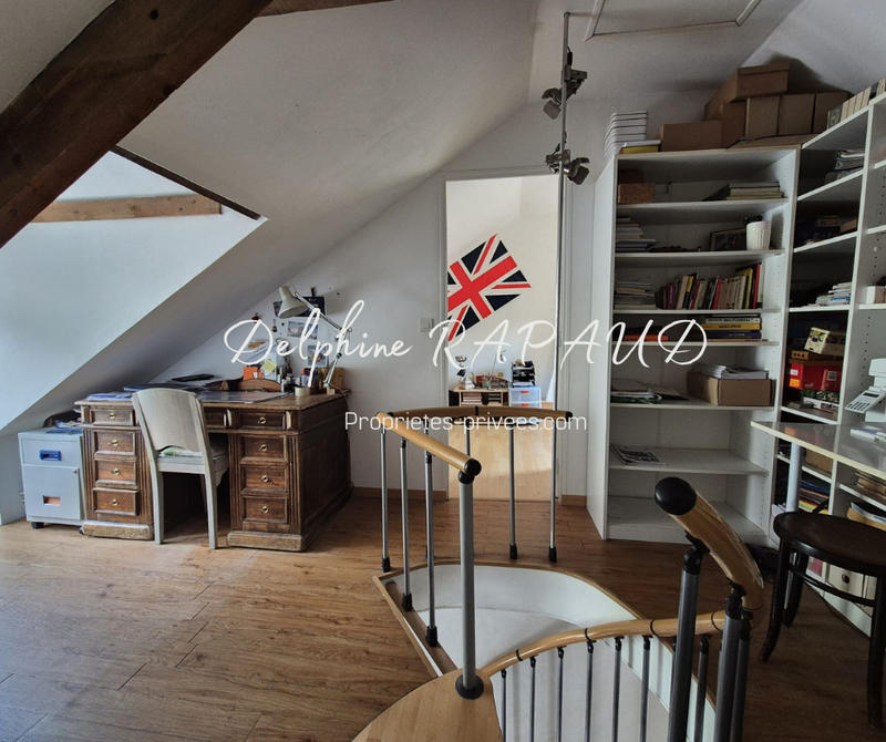 Maison - 82 m² - 6 pièces