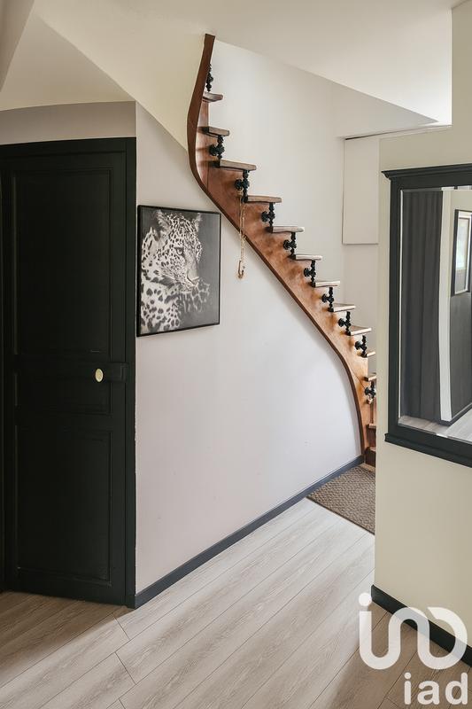 Maison - 138 m² - 6 pièces