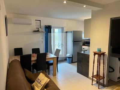 Maison - 112 m² - 8 pièces