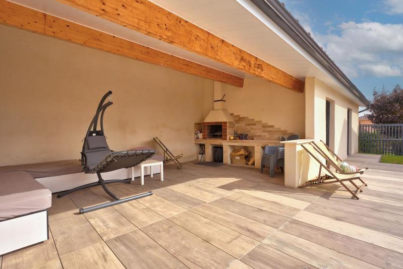 Maison - 222 m² - 5 pièces