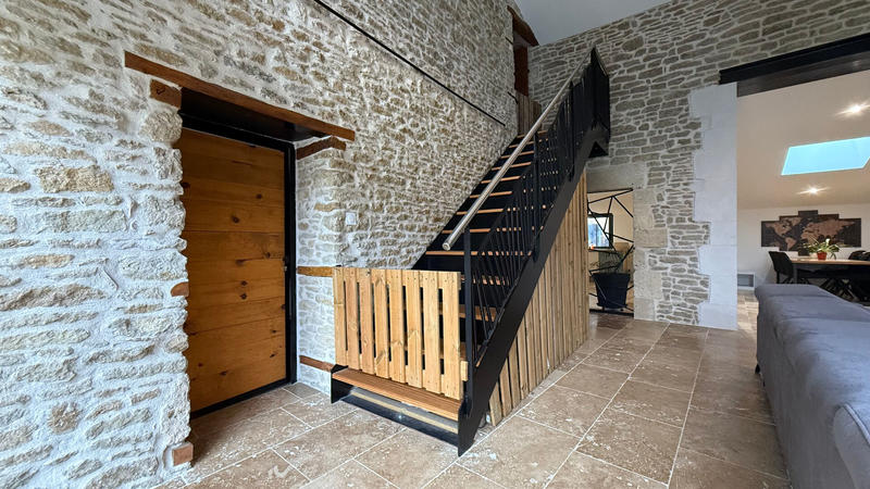 Maison - 188 m² - 6 pièces