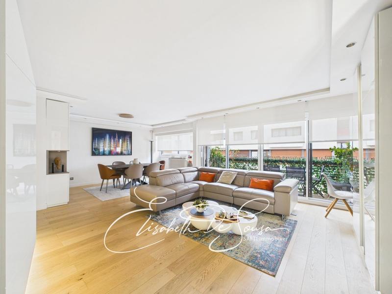 Appartement - 93 m² - 4 pièces