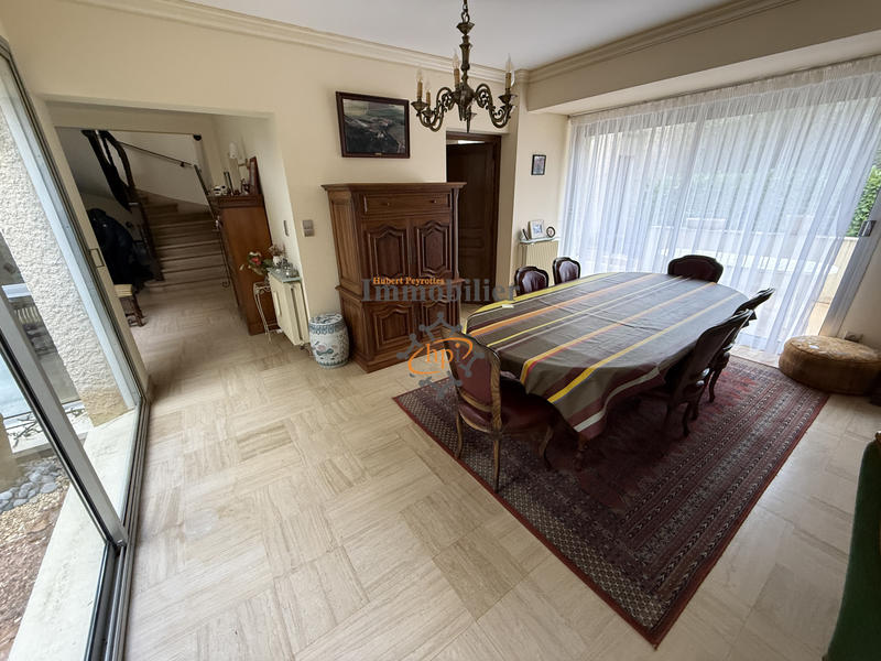 Maison - 176 m² - 5 pièces