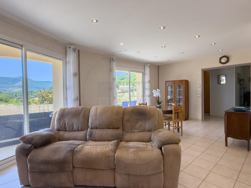 Villa - 123 m² - 6 pièces