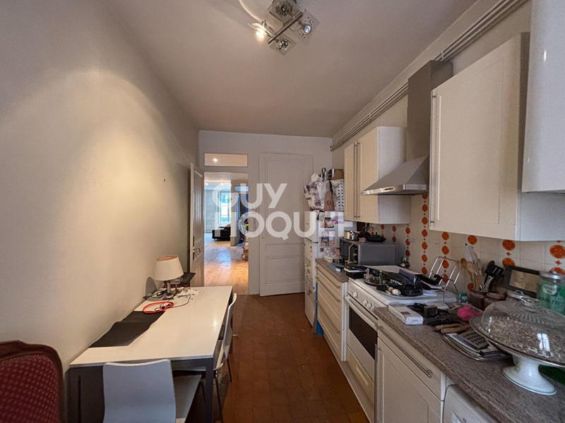 Appartement - 100 m² - 3 pièces