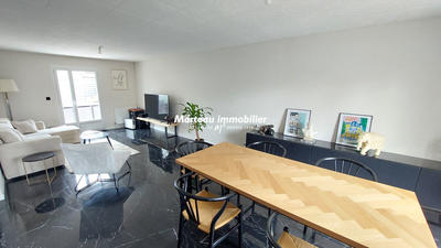 Maison - 90 m² - 5 pièces