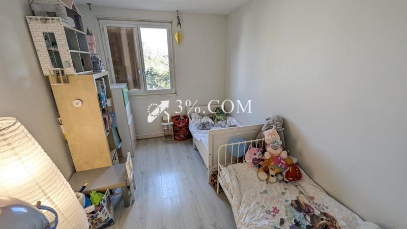 Appartement - 82 m² - 4 pièces