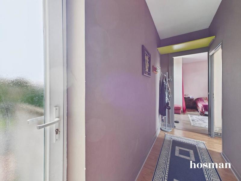 Maison - 93 m² - 4 pièces