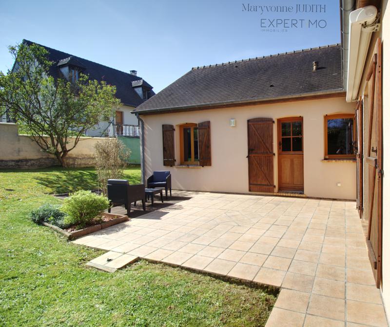 Maison - 110 m² - 5 pièces