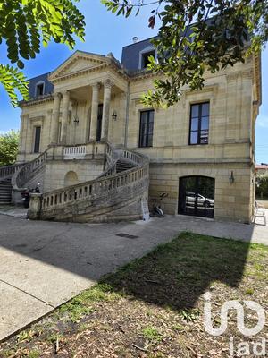 Appartement - 198 m² - 7 pièces