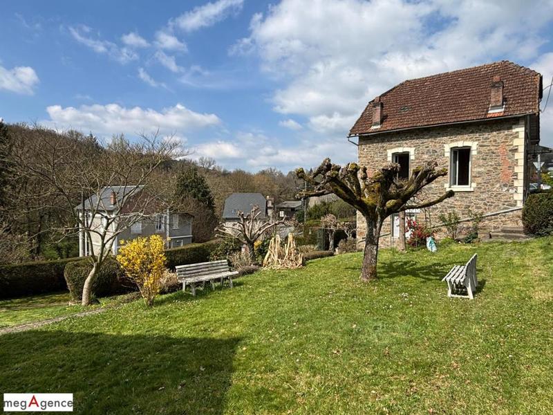 Maison en pierre - 129 m² - 6 pièces