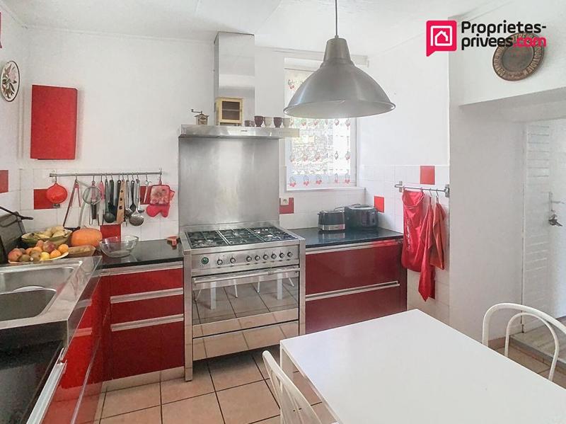 Maison - 167 m² - 7 pièces