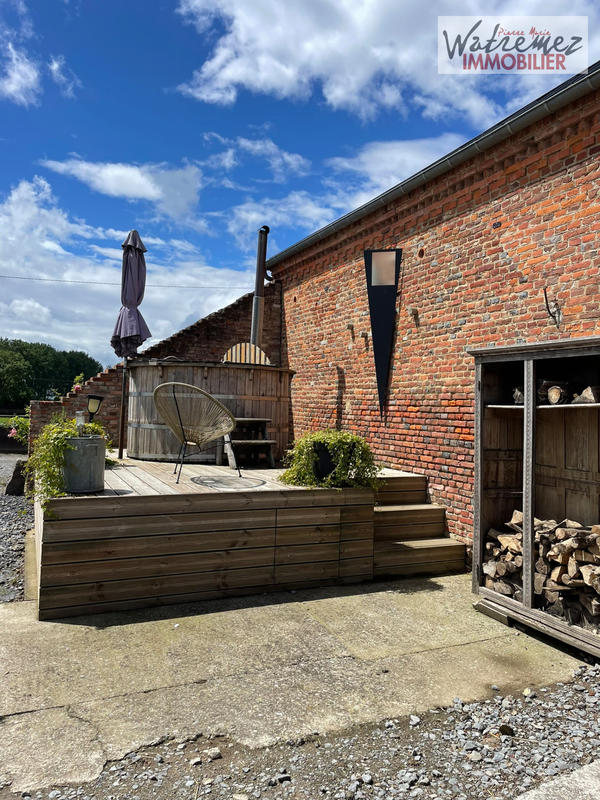 Propriété - 553 m² - 20 pièces