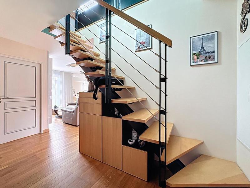 Appartement - 102 m² - 4 pièces