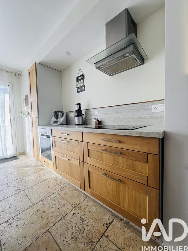 Maison - 180 m² - 5 pièces