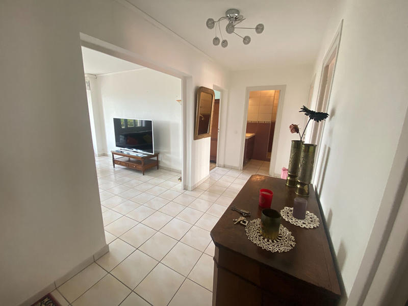 Appartement - 98 m² - 3 pièces