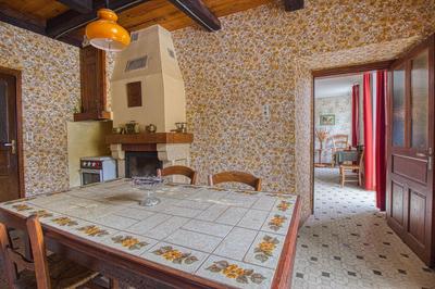 Maison de village - 100 m² - 4 pièces