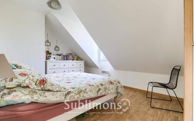 Maison - 91 m² - 5 pièces