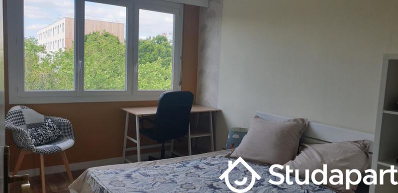 Chambre - 12 m² - 1 pièce