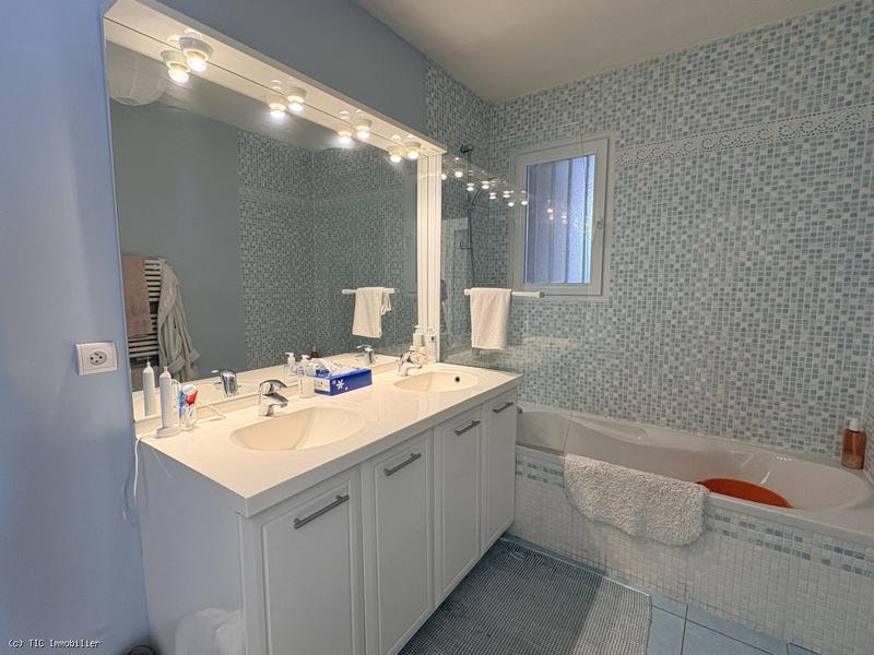 Maison de ville - 97 m² - 4 pièces