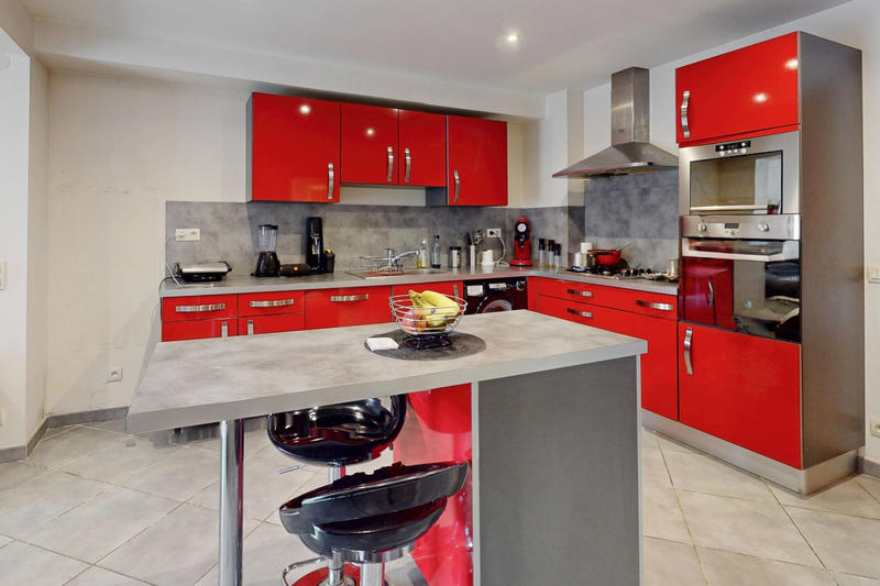 Maison - 190 m² - 5 pièces