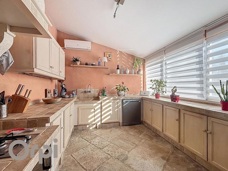 Maison - 189 m² - 6 pièces