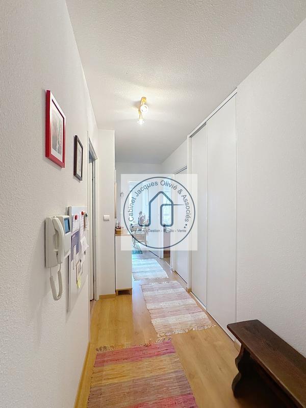 Appartement - 70 m² - 3 pièces