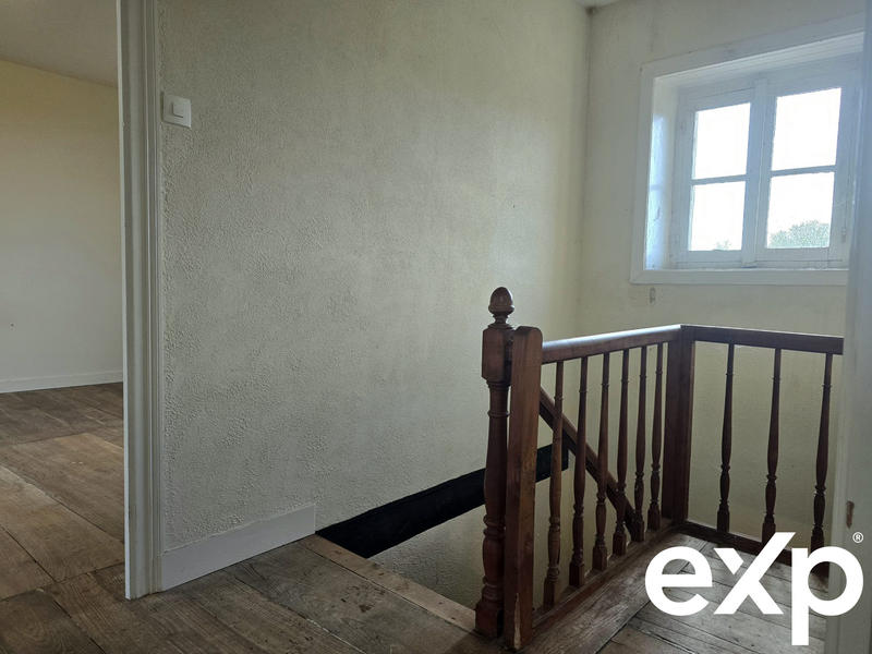 Maison - 287 m² - 12 pièces