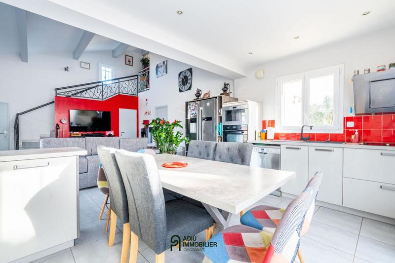 Maison - 89 m² - 3 pièces