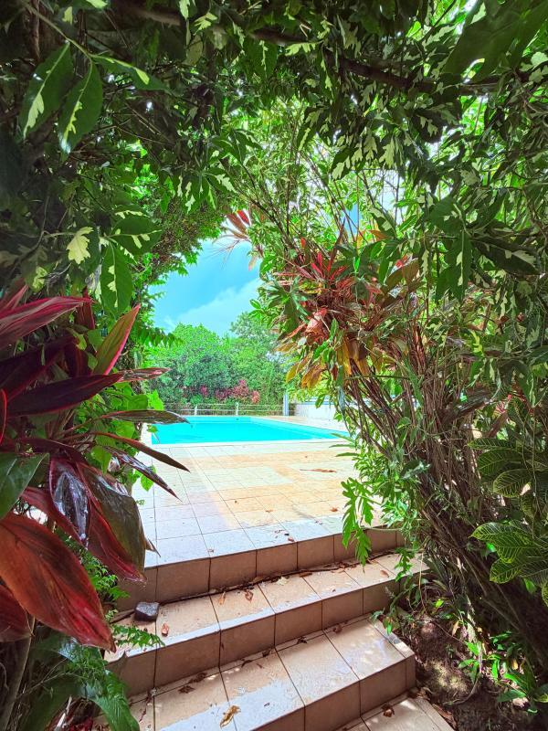 Villa - 208 m² - 6 pièces