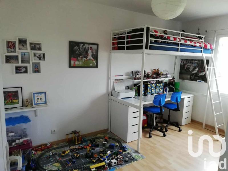 Maison - 81 m² - 5 pièces