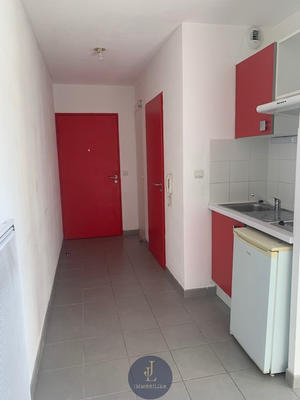 Appartement - 18 m² - 1 pièce