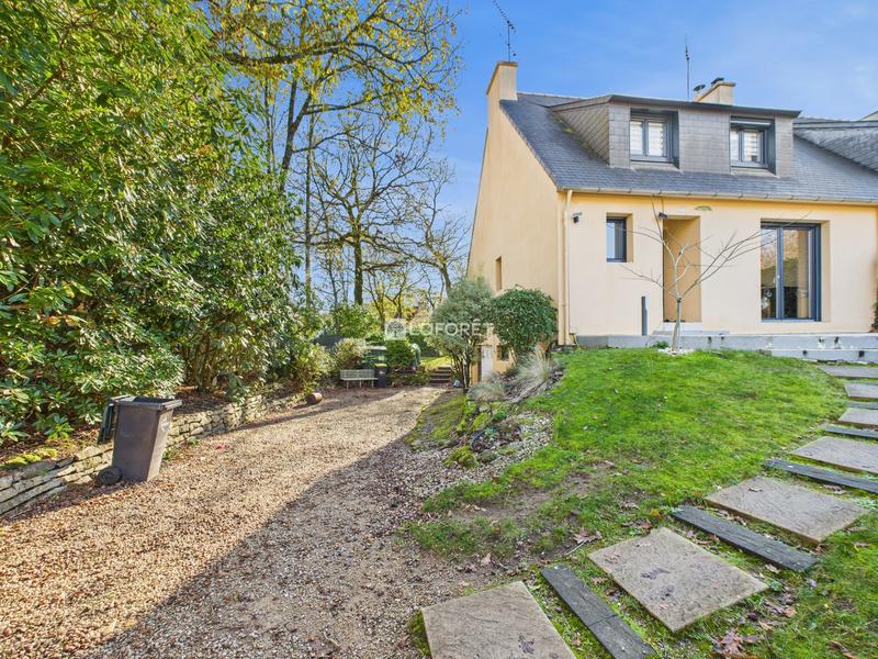 Maison - 88 m² - 4 pièces