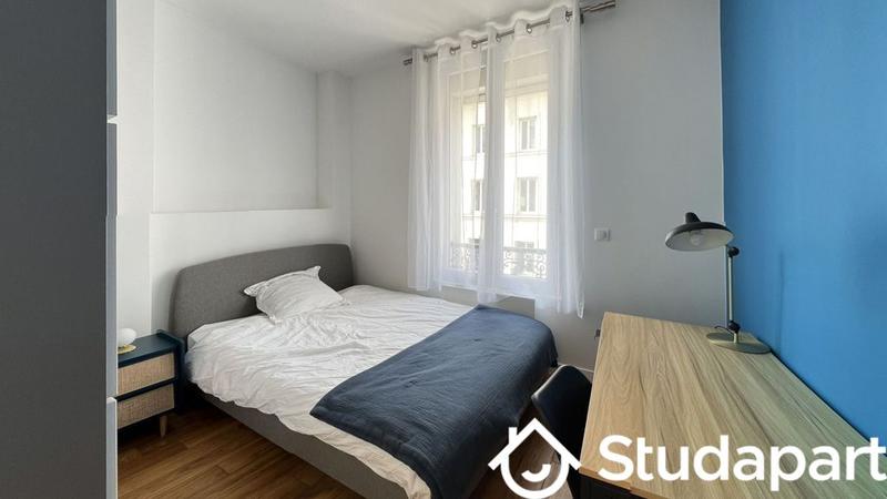 Chambre - 95 m² - 1 pièce