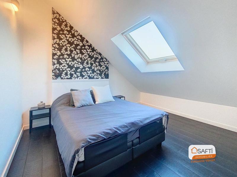 Maison - 180 m² - 7 pièces