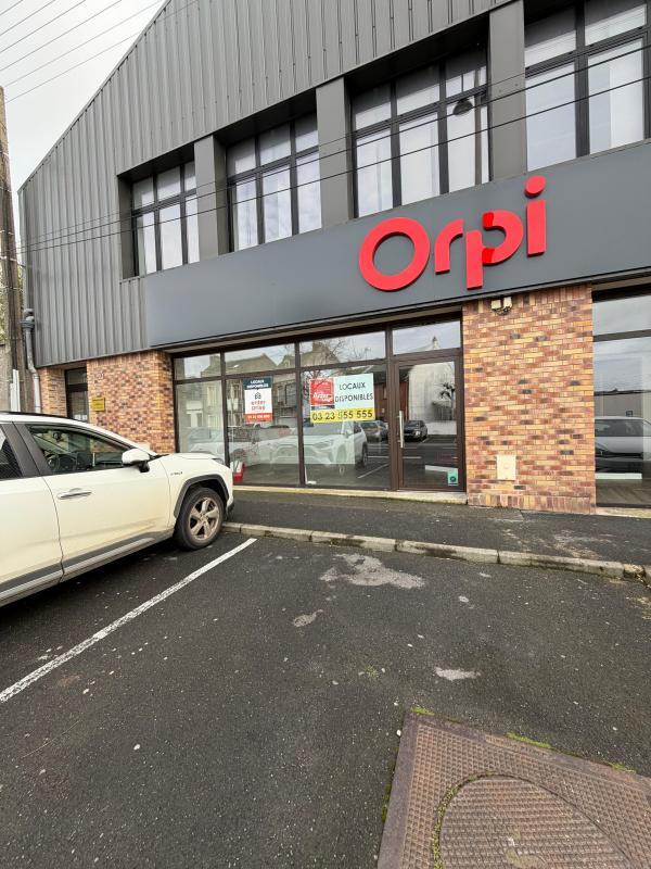 Local commercial - 240 m²