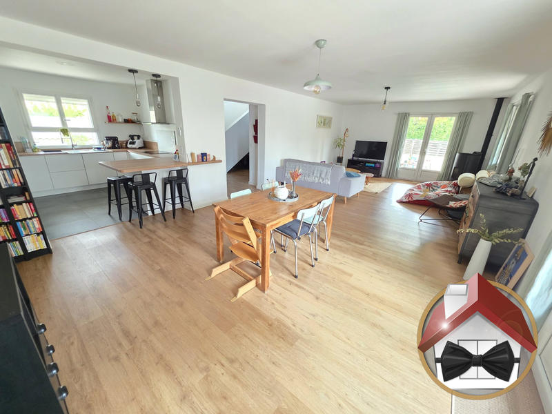 Maison - 148 m² - 6 pièces