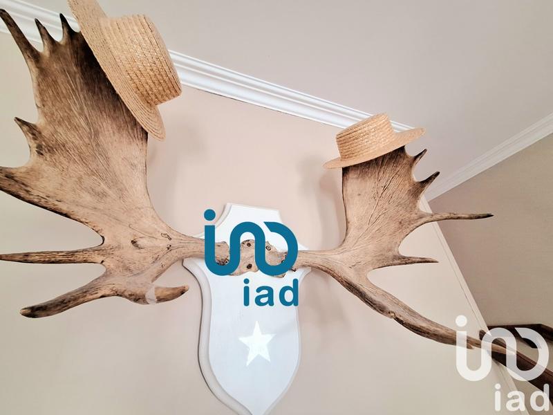 Maison - 147 m² - 8 pièces