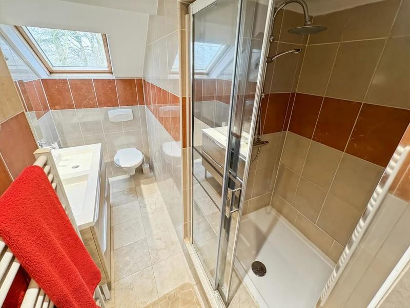 Maison - 140 m² - 7 pièces