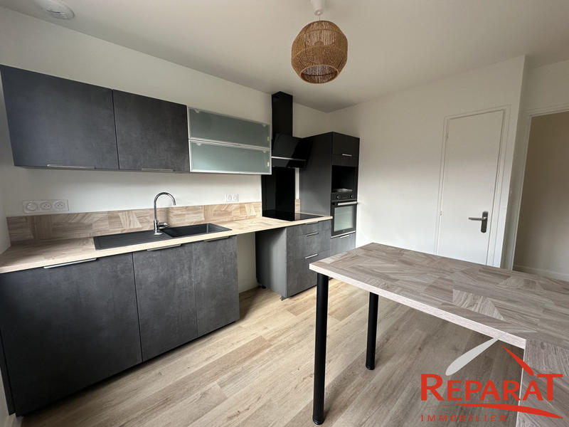 Appartement - 101 m² - 4 pièces