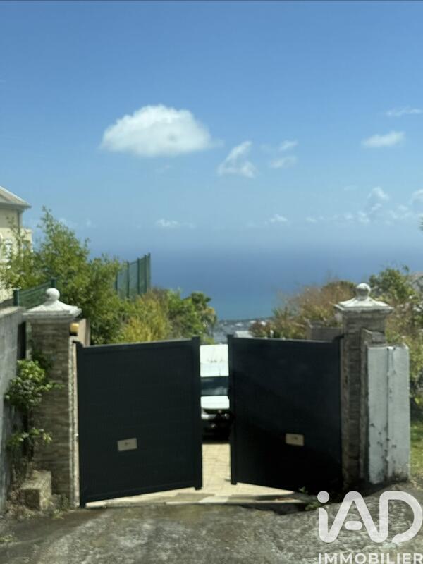 Maison - 165 m² - 5 pièces