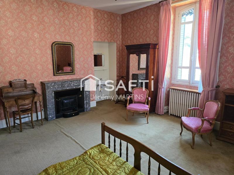 Maison - 198 m² - 8 pièces