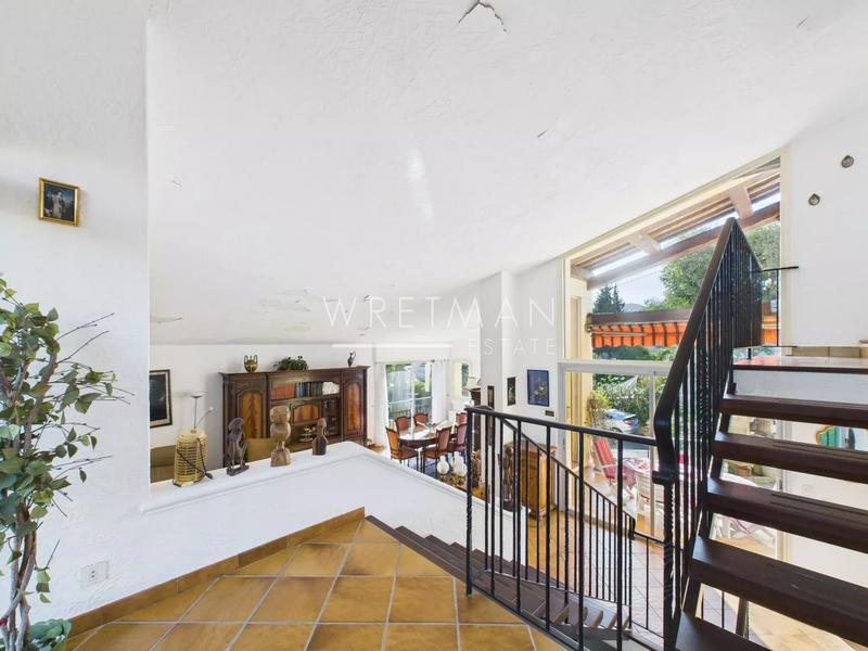 Villa - 192 m² - 6 pièces