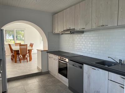 Maison - 95 m² - 4 pièces