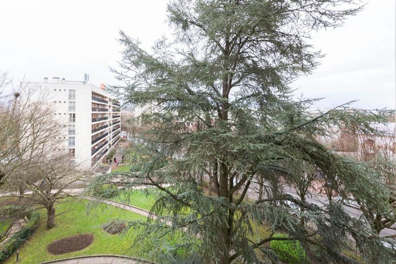 Appartement - 90 m² - 4 pièces