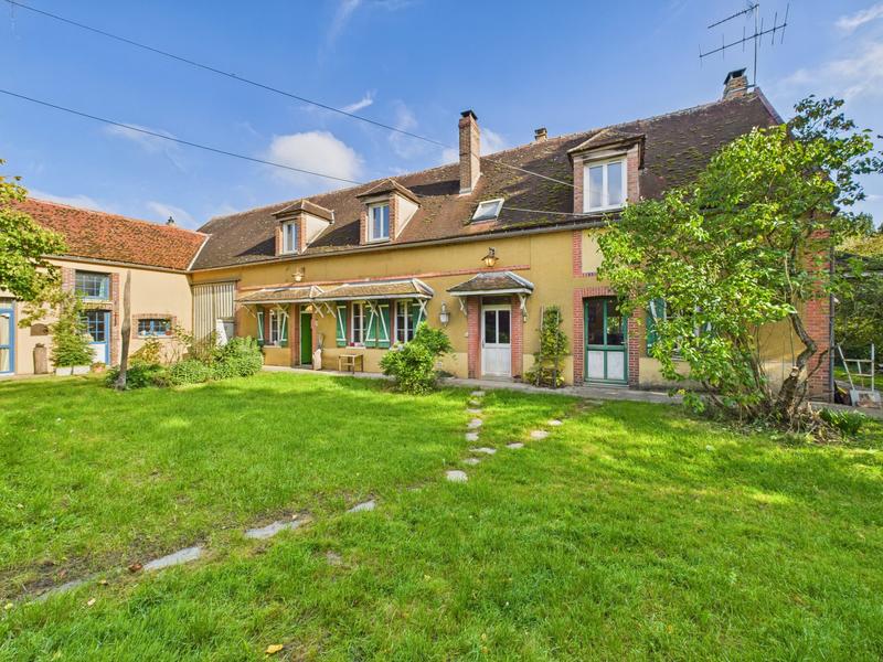 Maison - 336 m² - 12 pièces